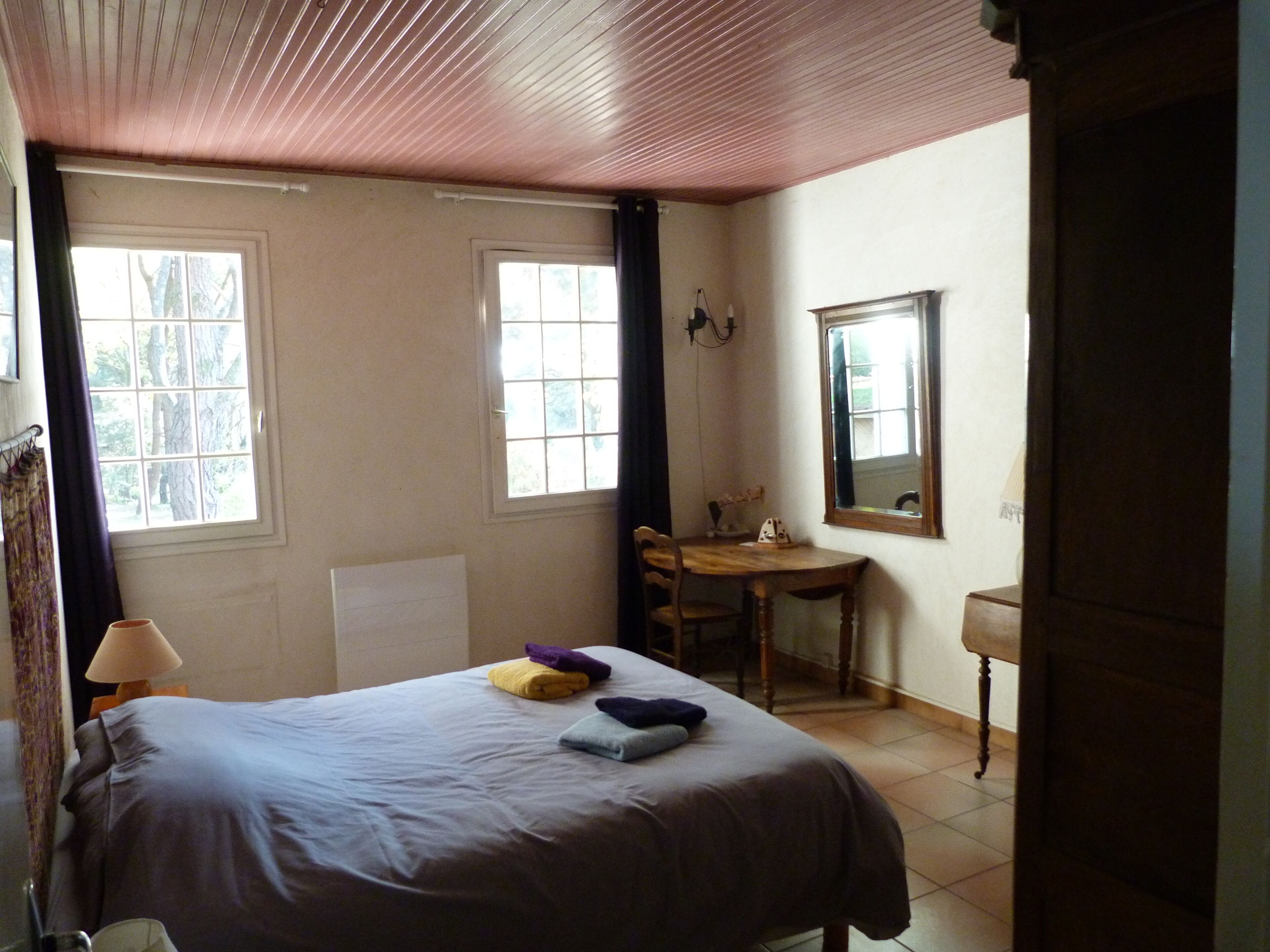 Lyarne - Quiet family cottage by the sea