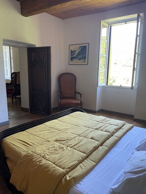 5 Schlafzimmer, kostenloses WLAN, Bettwäsche