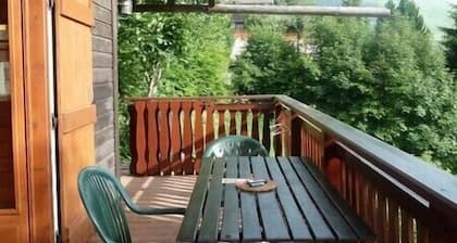 Petit chalet rustique sur les pistes La Clusaz