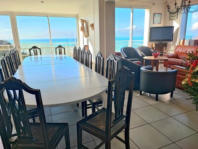 Villa, exceptional view sea and cliffs, standart of quality, at 2h of paris