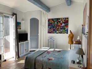 3 chambres, bureau, fer et planche à repasser, Wi-Fi gratuit