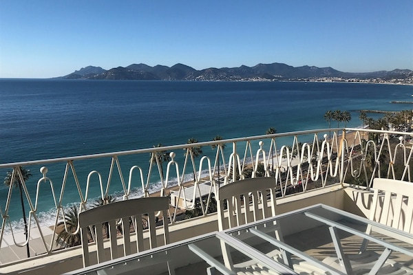 terrace view of the baie de Cannes