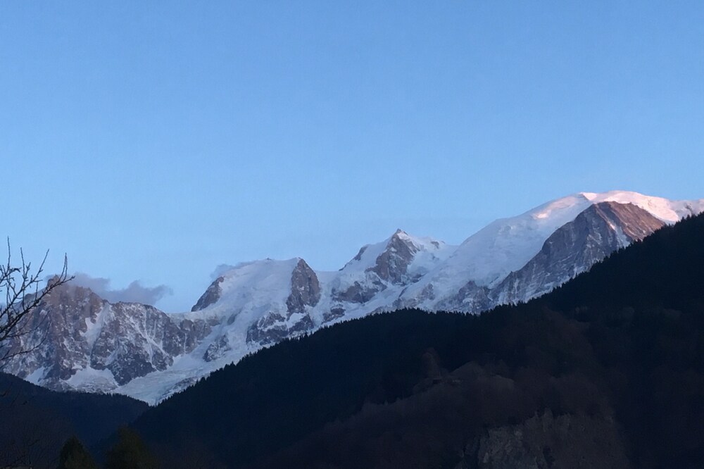 Facing Mont Blanc Private Apartment for 2 in chalet with terrace
