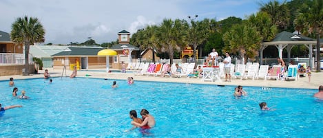 Piscina coperta, piscina all'aperto