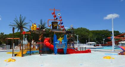 Ocean Lakes Cottage Quiet Street, Shady Lot, 5000 Section Sleeps 7