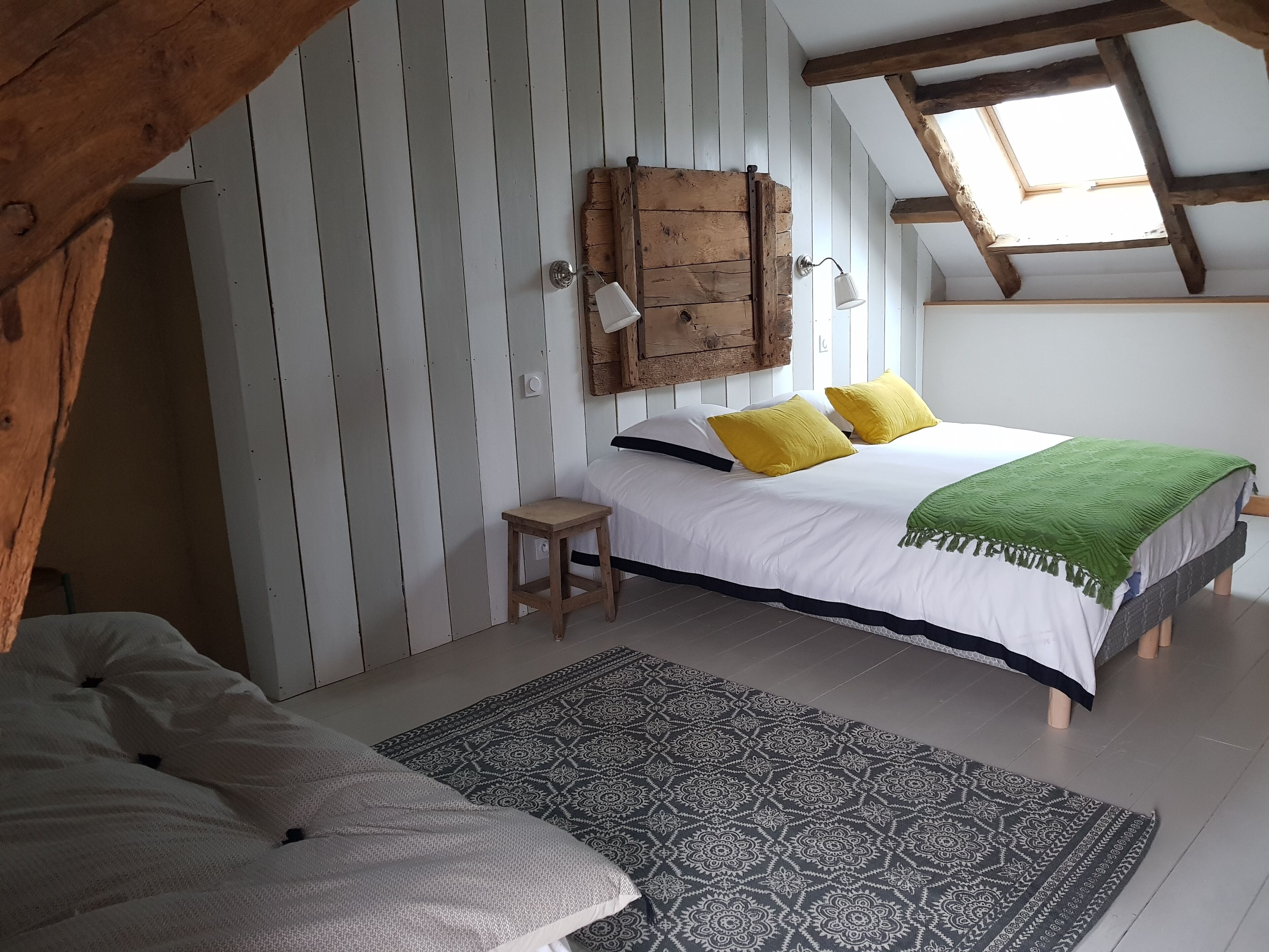 The key to the Fields 2 "near Saint Malo"