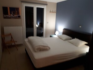 4 camere, ferro/asse da stiro, culla da viaggio, Wi-Fi gratuito