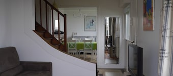 Maison : jardin clos et terrasse, magnifique vue mer, 85 m2