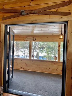 Interior - Romantic Cabin Nestled In The Woods In Blue Mountain Lake. (Indian Lake)