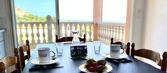 Farnienté and sunset on the Gulf of Ajaccio and the Sanguinaires Islands