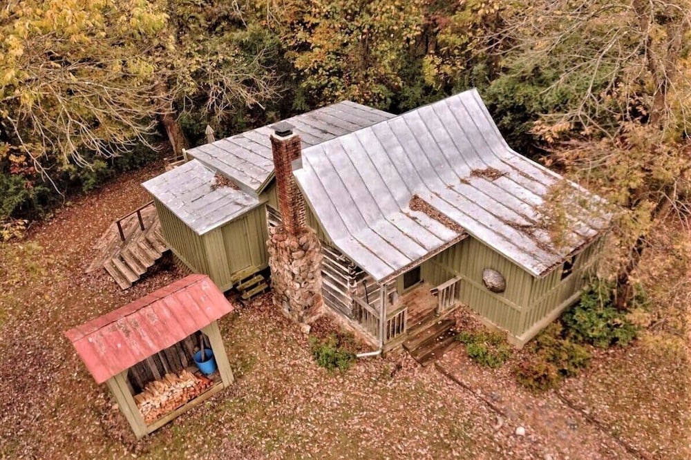 Romantic 1860s Log Cabin
