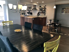 Dining - Manassa CO- Hunting and Fishing-Newly Remodeled (La Jara)