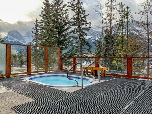 Einladende Rocky Mountain Eigentumswohnung im erstklassigen Resort