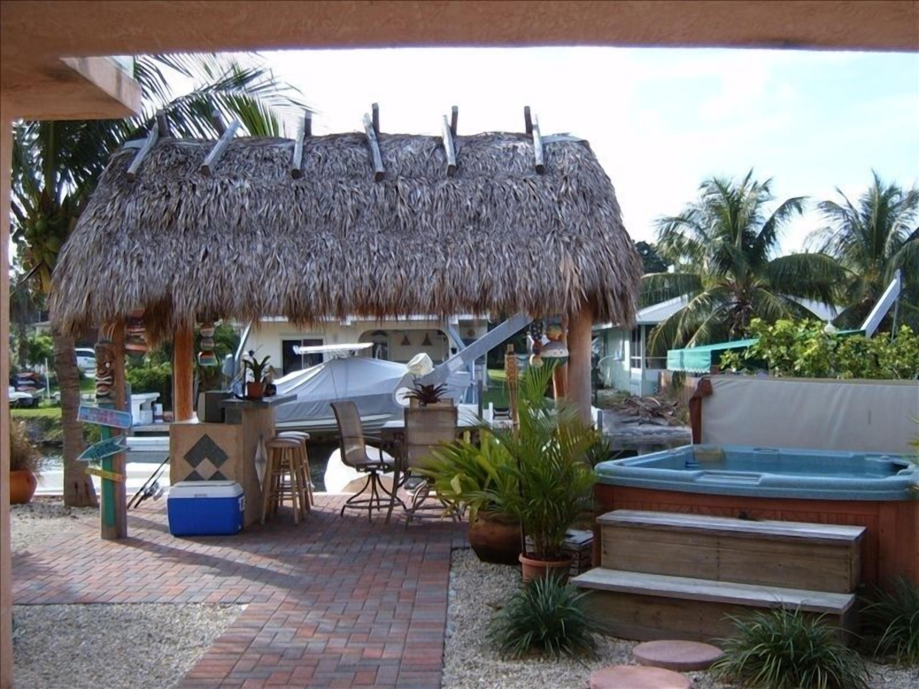 Relax in Islamorada-Canal Front 3 Bedroom / 2 Bath Home