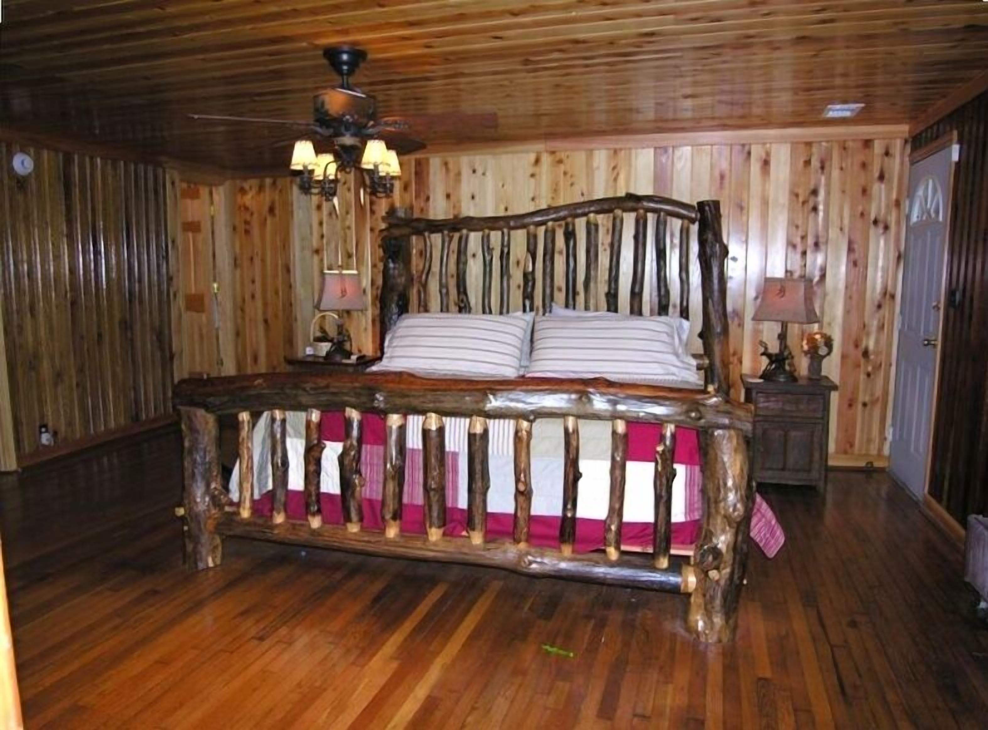 “A River Runs Through It” - Unique Lodge With a Creek Rushing Underneath