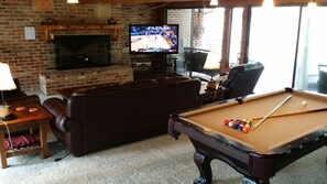 Games room - “A River Runs Through It” - Creek Runs Underneath Home (Ellijay)