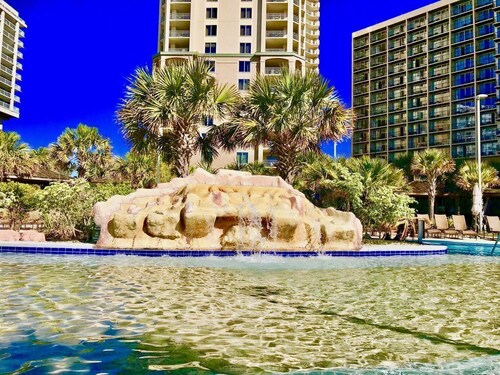 Royale Palms, 9th floor