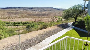 المنطقة المحيطة بالمنشأة