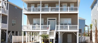10% OFF!!!!  AUGUST WEEKS STILL AVAILABLE! New WASHER and DRYER, New BEDDING!