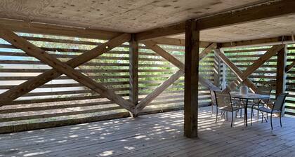 Valoisa ja Beachy 3 sänky / 2 kylpy Soundside MP6