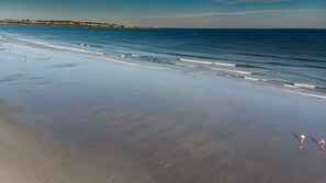 Beach nearby - GREAT FOR FAMILY REUNIONS!! SECOND FLOOR SCREEN PORCH 
GREAT FOR WEDDING WEEKEND (York)