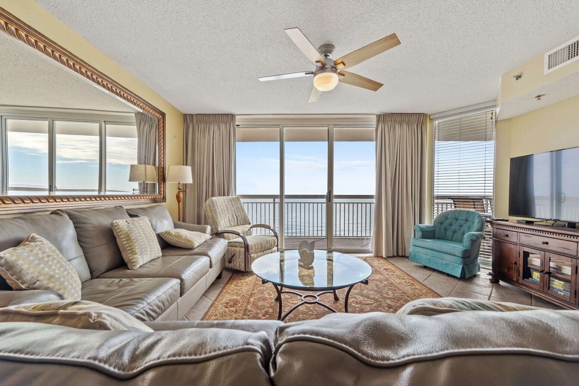 Elegant 11th Floor Condo, Jacuzzi Tub, Indoor Pool | Crescent Shores - S 1108