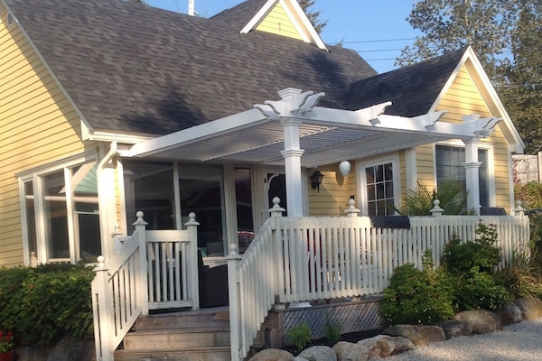 Front of cottage