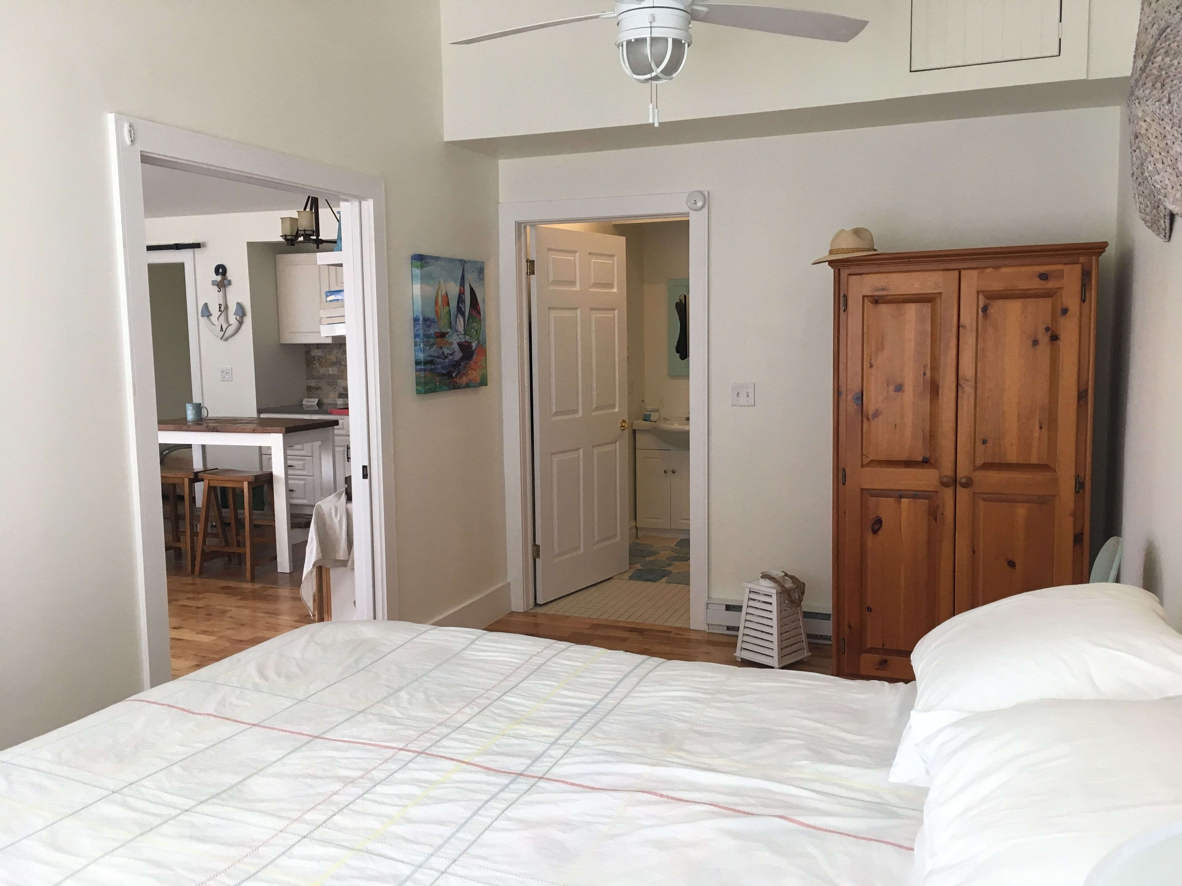 1 bedroom, iron/ironing board, WiFi (free), bed sheets