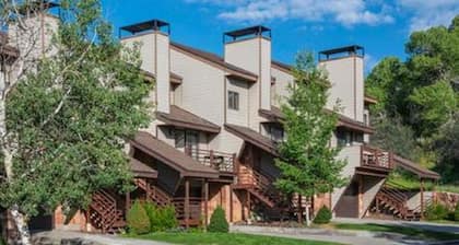 Chalet Living At It's Best! (Park City, Utah)