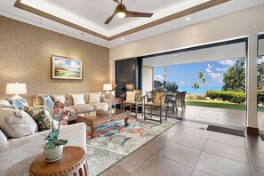 Smart TV, DVD player, stereo, printers - Makena Surf C-107 • South Maui Retreat• Swim w/ Turtles (Kihei)