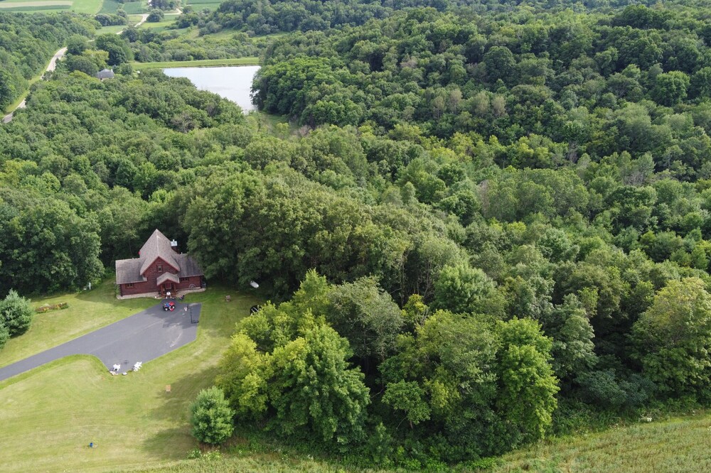 Hickory Ridge Log Cabin Living