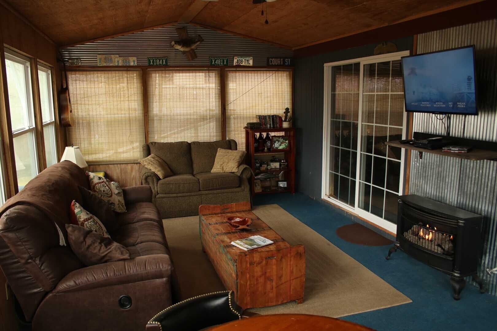 Fisherman's Cottage at Burr Oak Lake, Near Athens, Ohio University & Nelsonville