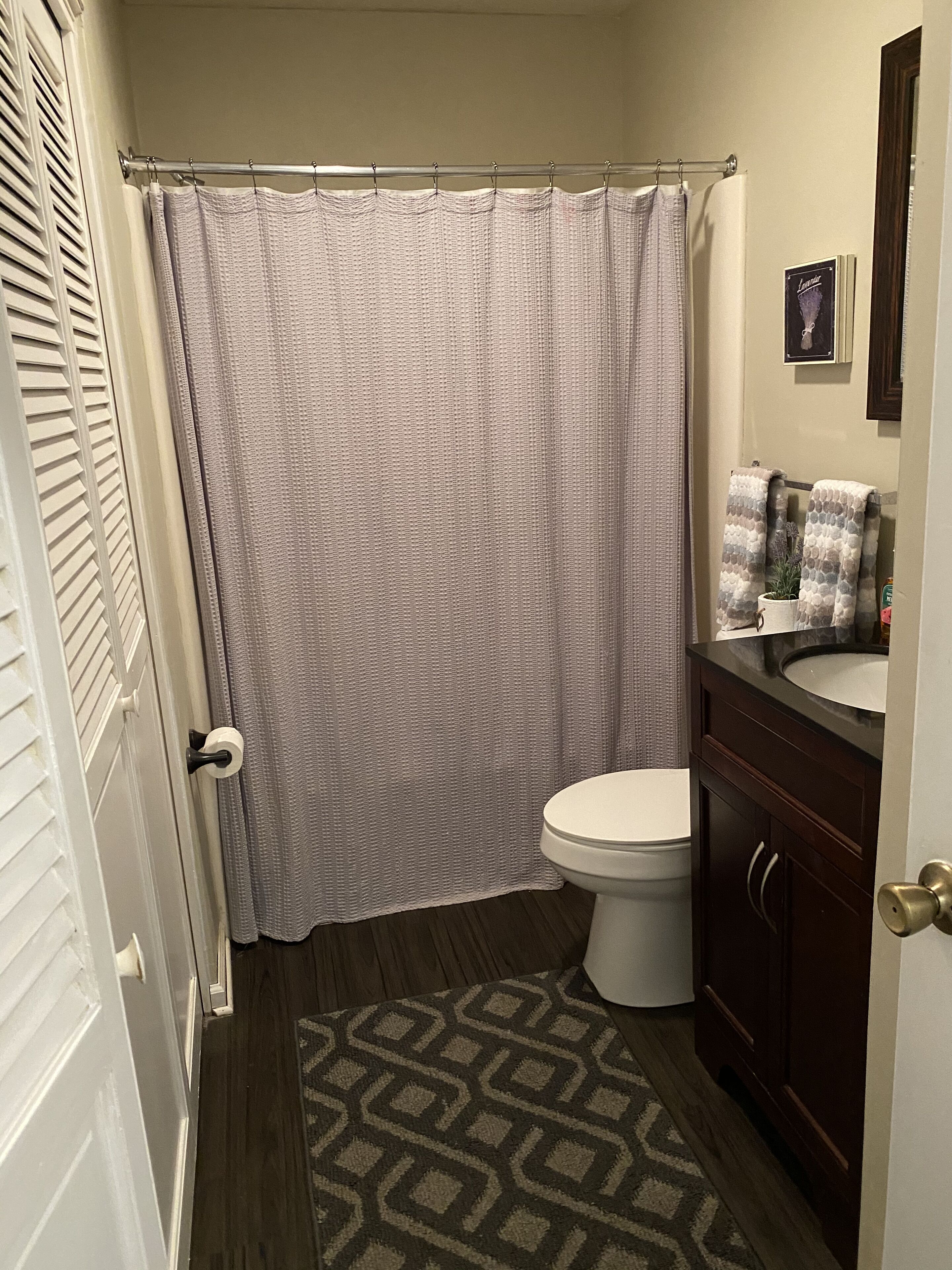 Great Location Lake Gaston Waterfront Cottage