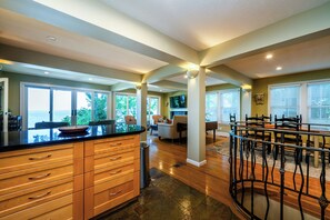 Interior - 2024 remodeled historic Lake Michigan waterfront Union Pier home with spa. (Chikaming Township)