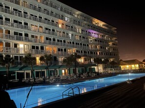 Piscina externa, piscina aquecida