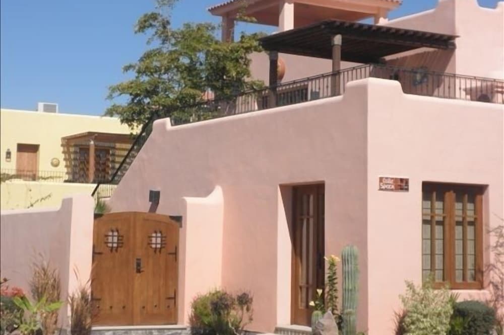 Loreto Bay Villa, 3 BR, 3 Baths, Sleeps Six, 'Casa Maria'