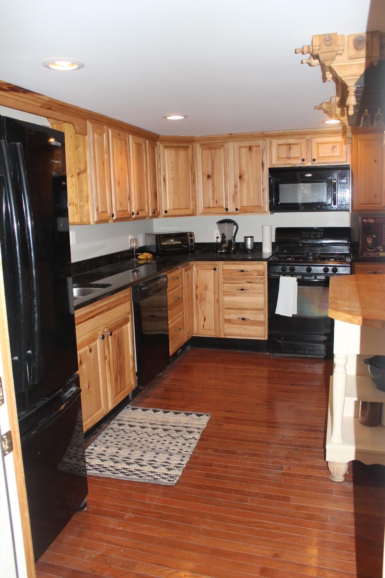 Charming year round cottages on Waterfall