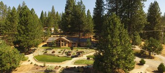 STOR MOUNTAIN CABIN MED EN PERSONLIG TOUCH