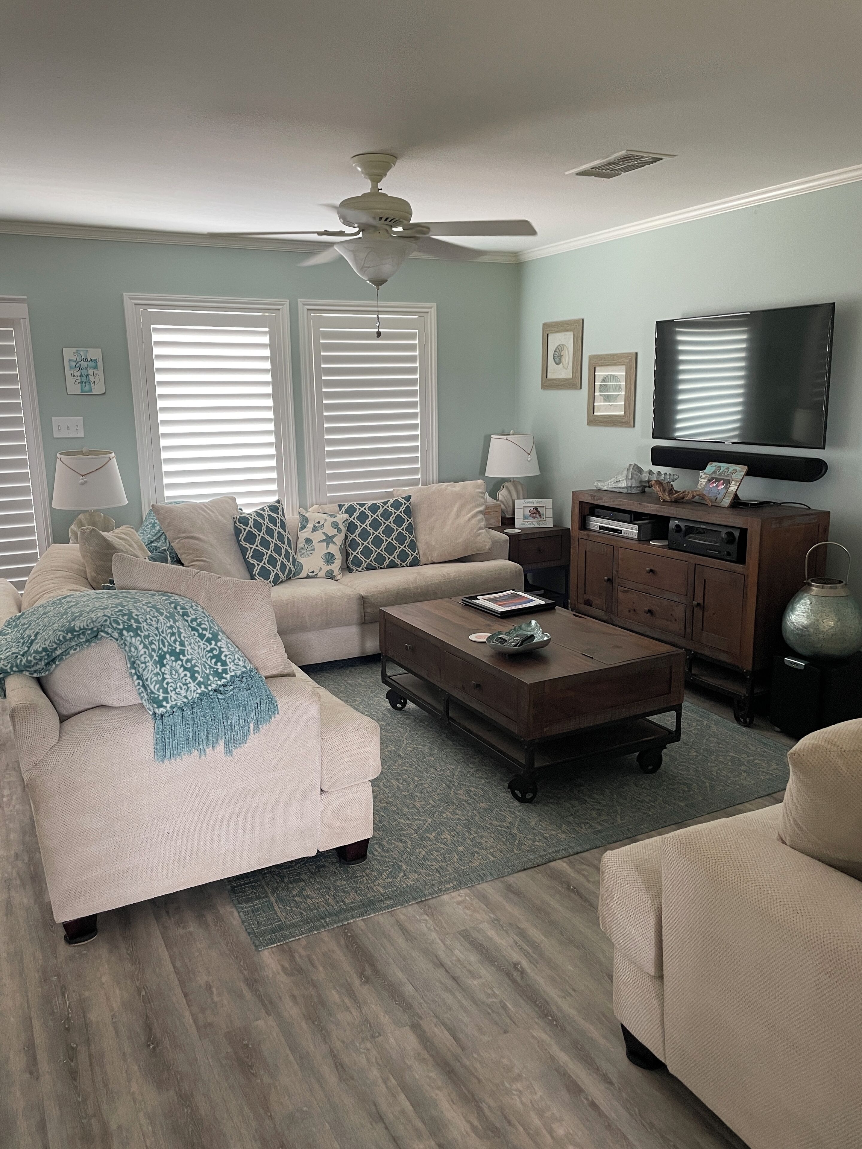 Great Water View! Pets OK! WIFI! Boat parking! Fish Cleaning Station! Ice!