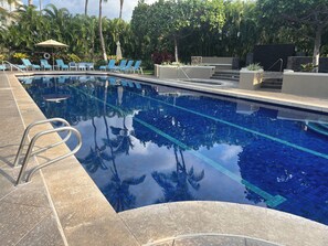 Outdoor pool, a heated pool