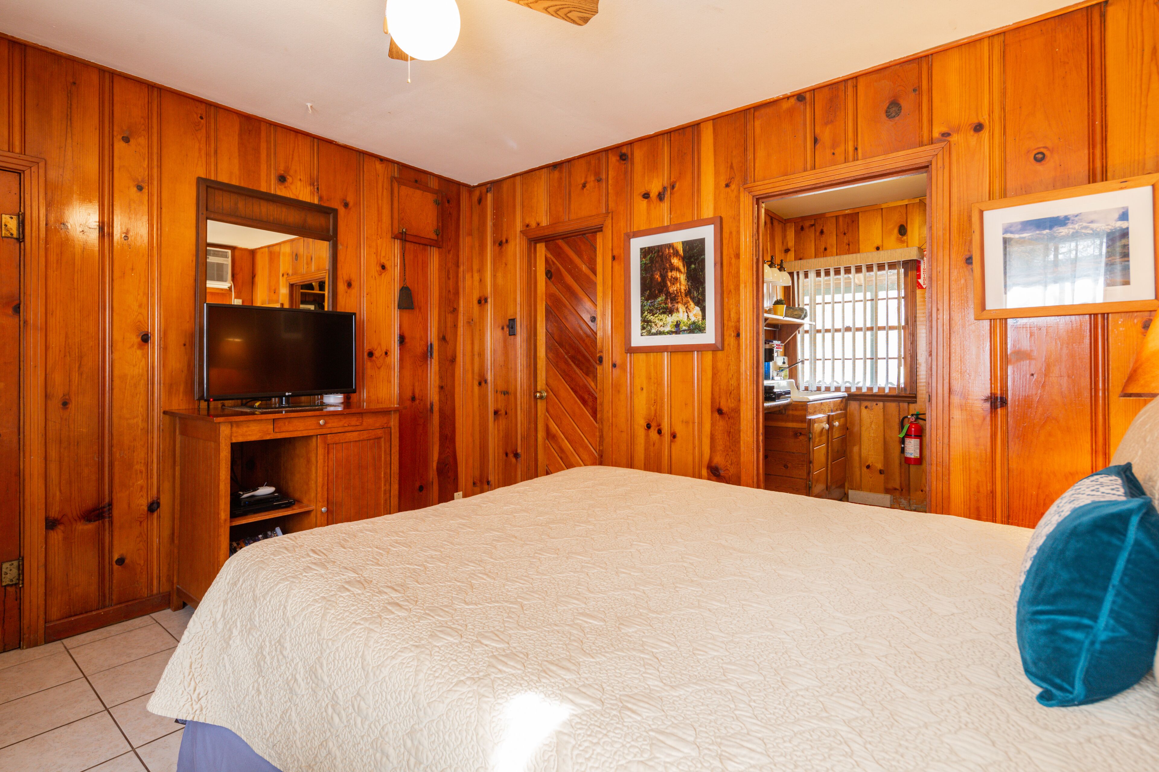 Couples romantic cabin 