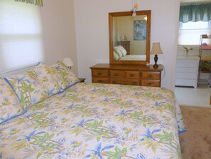 2 chambres, fer et planche à repasser, accès au Wi-Fi (inclus)