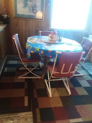 Dining - Welcome To The Beach Ocean View, Fishing & Golfing. (Myrtle Beach)