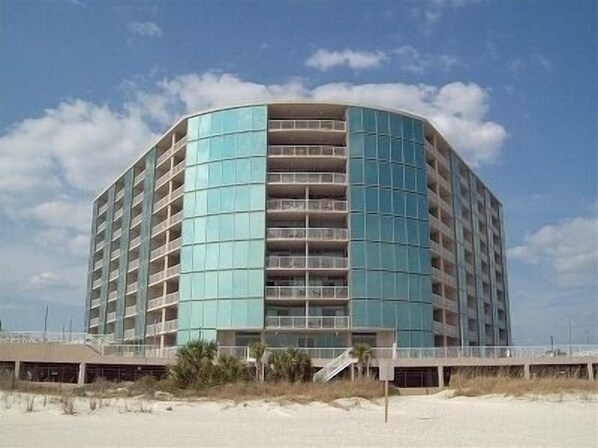 Exterior - DIRECTLY ON BILOXI BEACH. A MAGICAL BEACHFRONT PARADISE! (Biloxi)