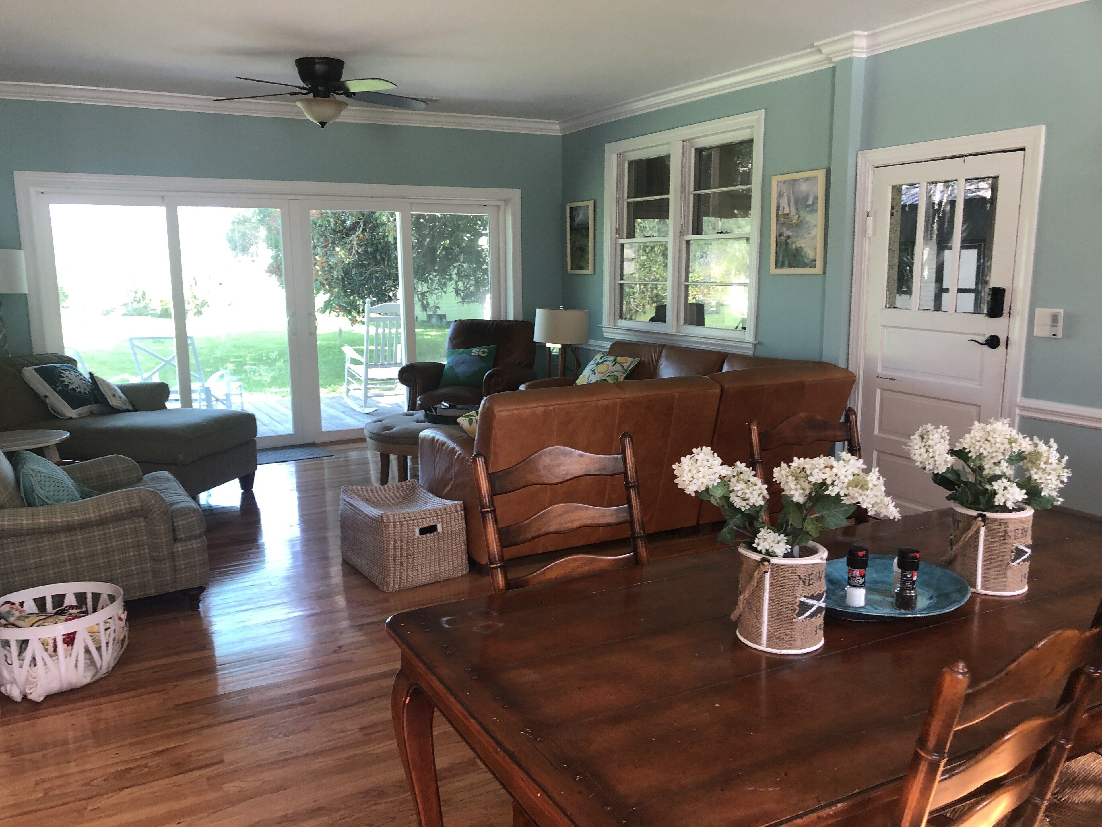 Waterfront Home With Deep Water Dock Near Charleston, S.c. - 好萊塢