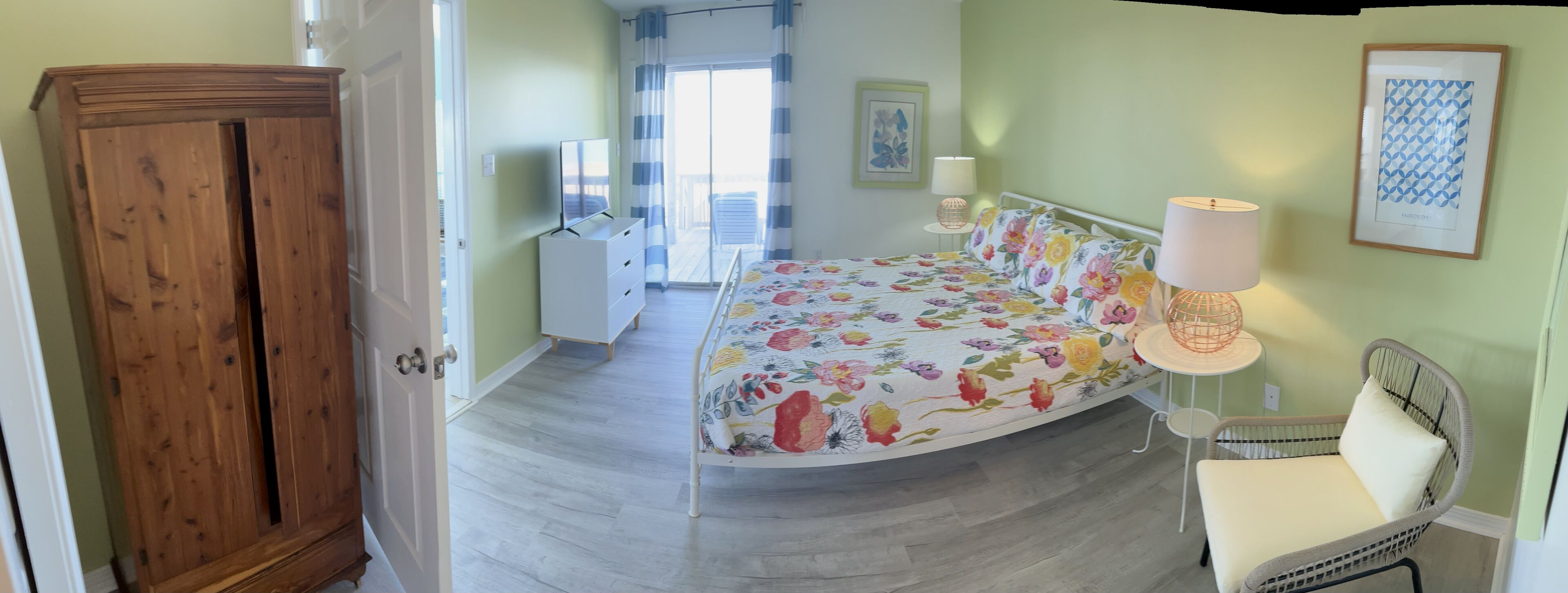 Private sandy beach with dock. Dogs allowed!  