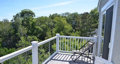 Featured on HGTV's Beach Hunters