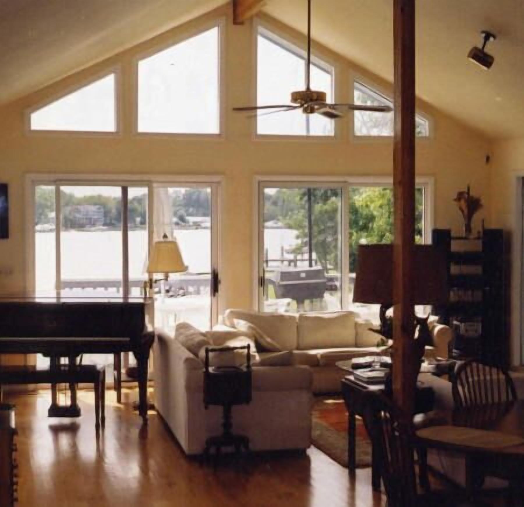 Beautiful Annapolis Waterfront Home Sleeps 13 in Style