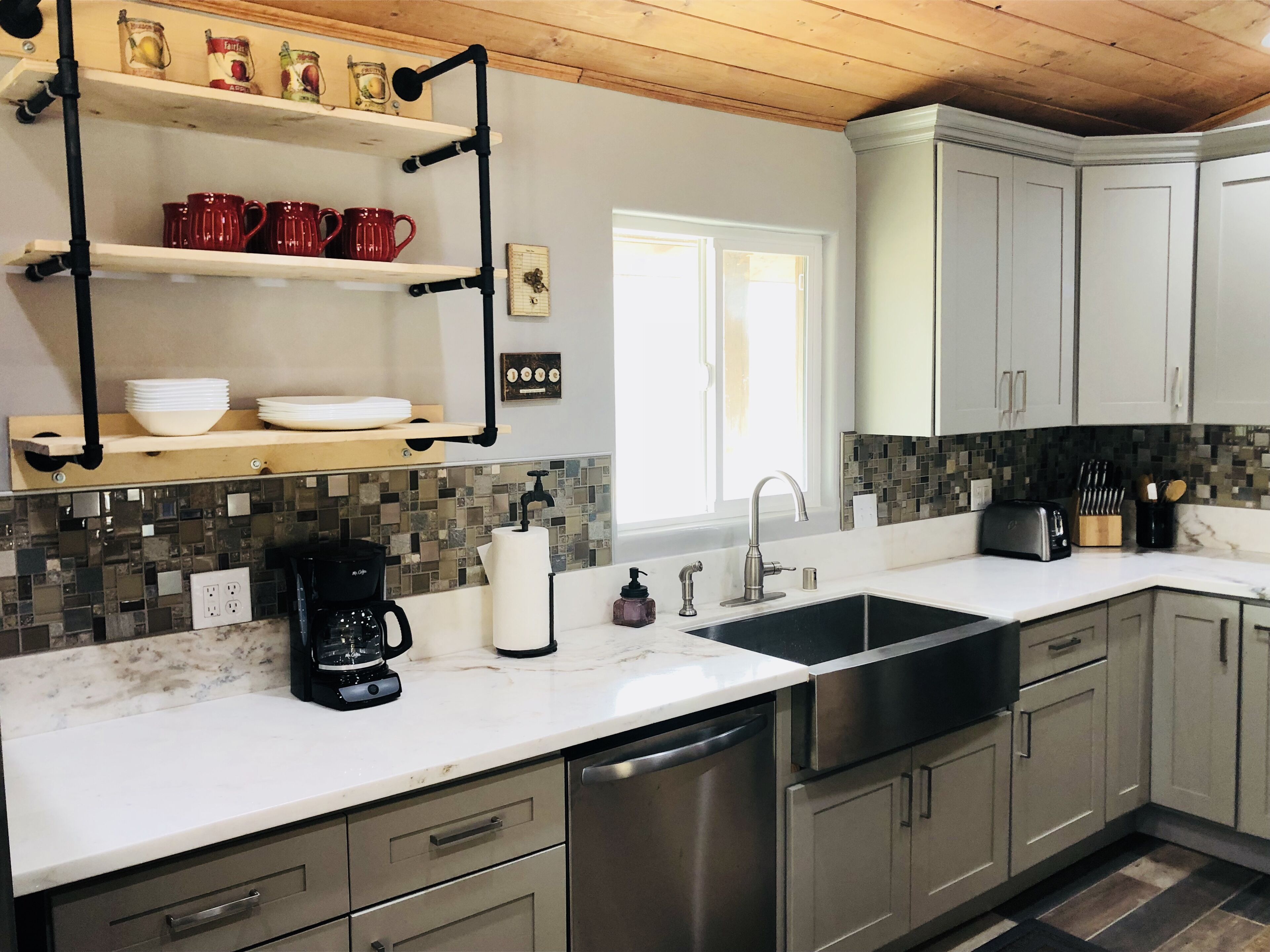 Rustic ranch house centrally located 1/2 mile from town