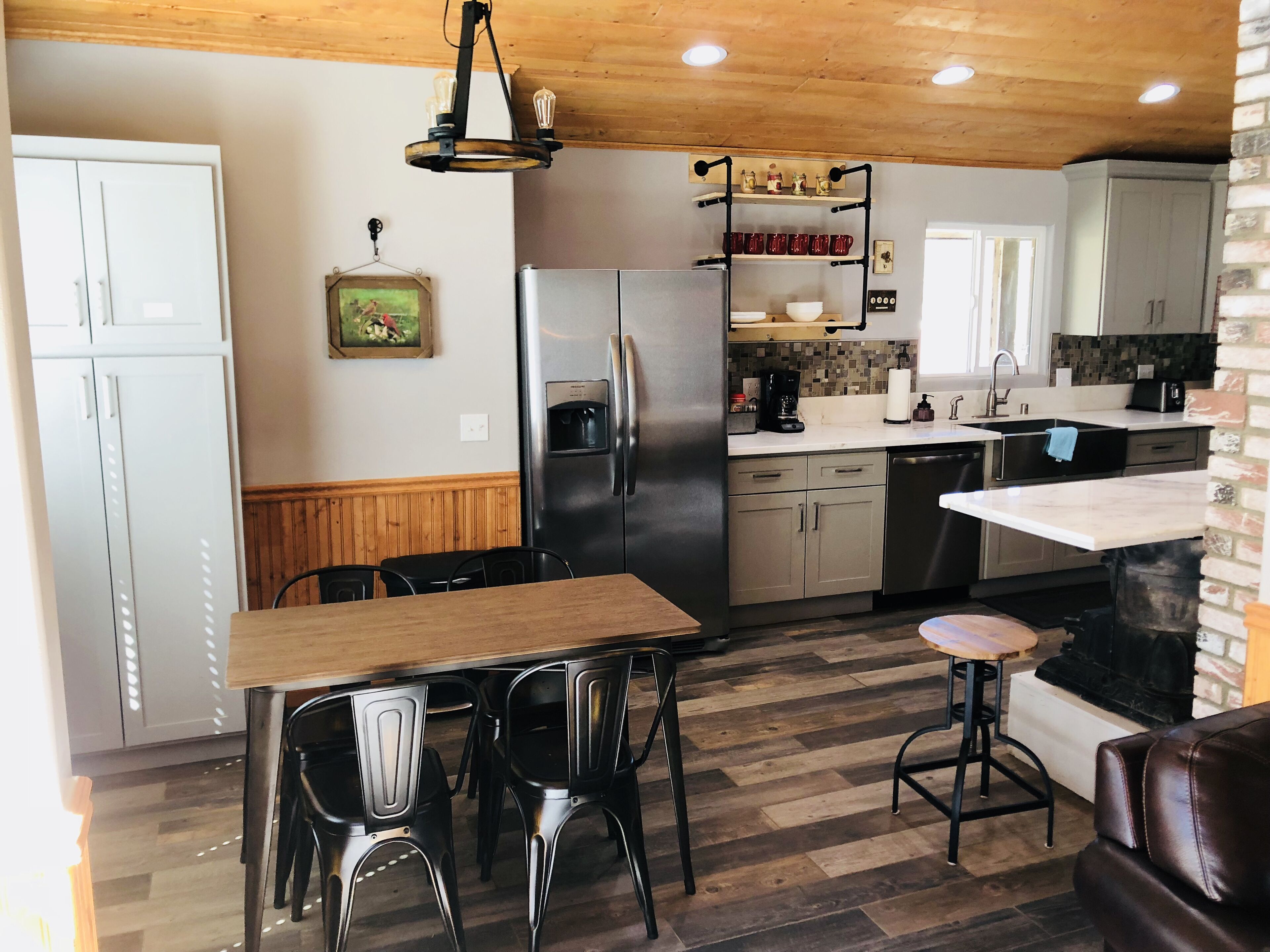 Rustic ranch house centrally located 1/2 mile from town